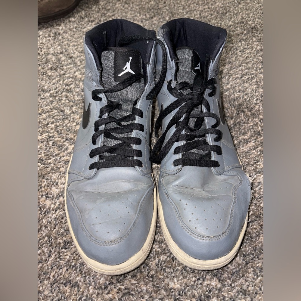 Air Jordan grey men’s size 12 shoes